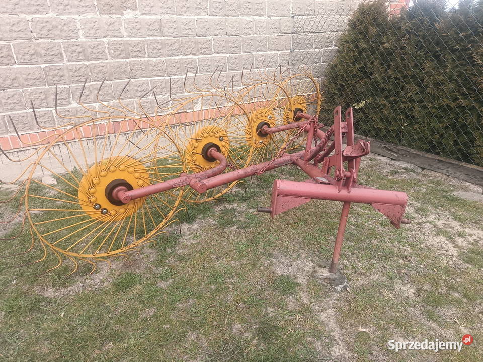 Zgrabiarko przetrząsarka gwiazdowa Sanniki