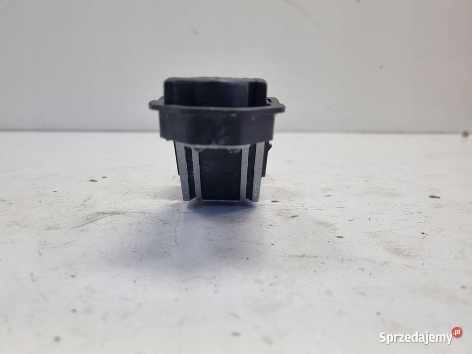 Nissan Micra K11 WKŁAD TYLNEJ LAMPY ŻARÓWKI Janów