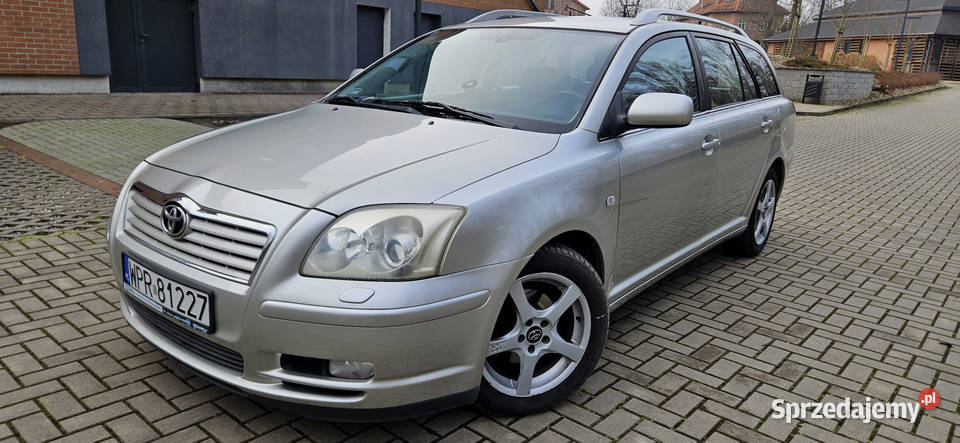 Toyota Avensis SOL 2005r 18 VVTI 129 kombi stan Avensis Elbląg