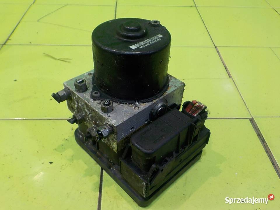 VOLVO S40 II 18 B 07r SEDAN 4D pompa ABS mazowieckie