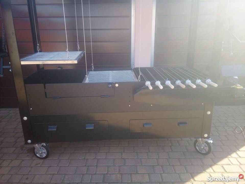 Gastronomiczny grill cateringowy węglowy Damasławek sprzedam