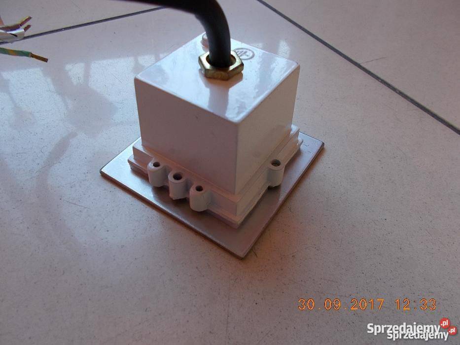 Oprawa wpuszczana schodowa na schody LED 230V