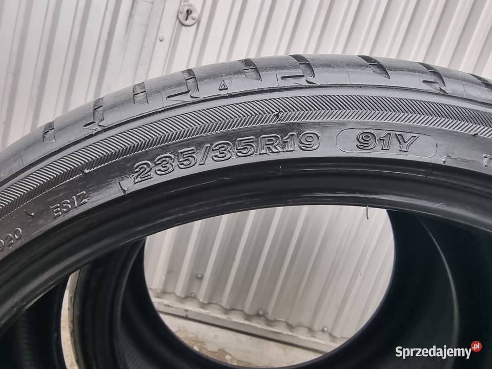2x BRIDGESTONE Potenza S001 opony 19 23535r19 Samochodowe sprzedam
