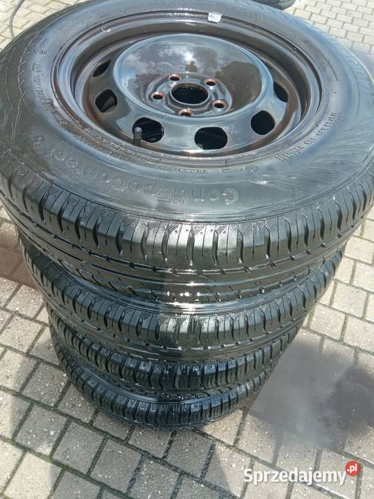 Oferuję używaną felgę stalową do samochodu marki Rybnik sprzedam