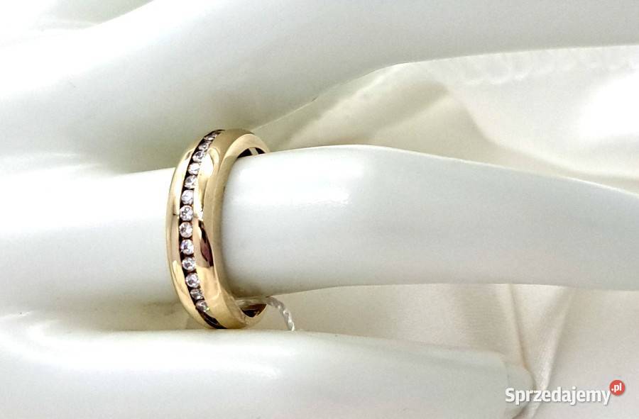 Pierścionek r15 Złoty pr333 obrączkowy z złote Poznań sprzedam