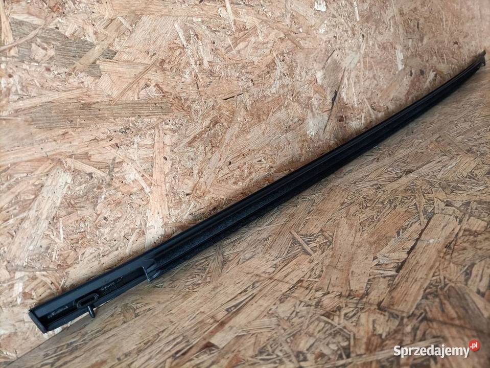 FORD FIESTA MK8 17 LISTWA DRZWI H1BBB20563AJ osobowe wielkopolskie Pleszew sprzedam