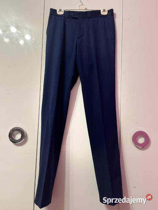 Garnitur męski Aljeka granatowy 188 Sochaczew sprzedam