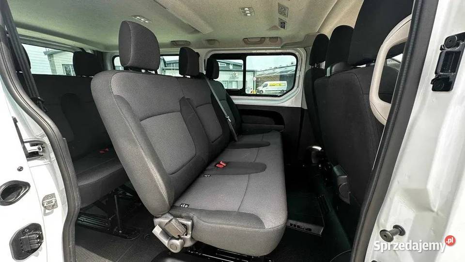 Renault Trafic 9 Osobowy L2H1 EDC 150 AUTOMAT Kielce