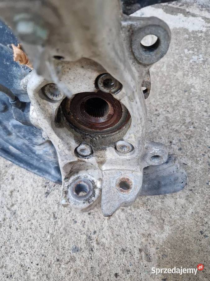 Audi S4 B6 Zwrotnica kopyto prawy przód Złotoryja