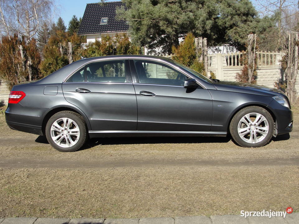 MercedesBenz Klasa E 220 CDI BlueEff Avantgarde Rok produkcji 2009 Klasa E Dąbrowa sprzedam