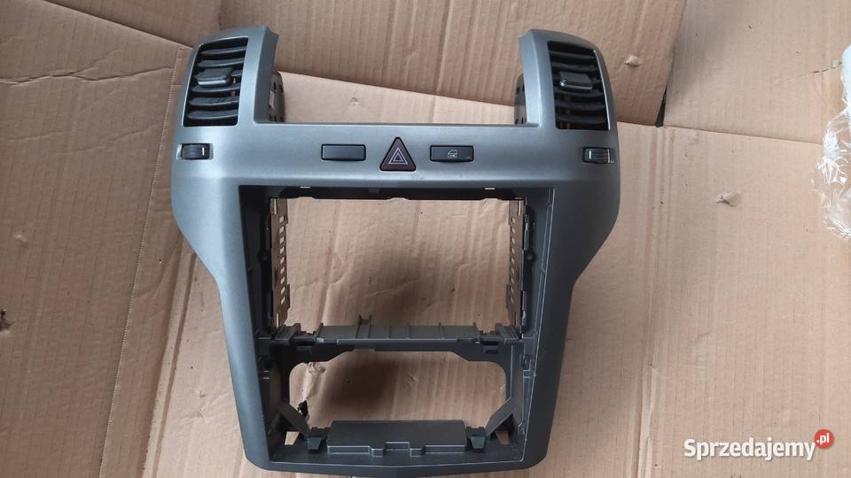 ramka panel kokpitu opel zafira b kratka Dębno