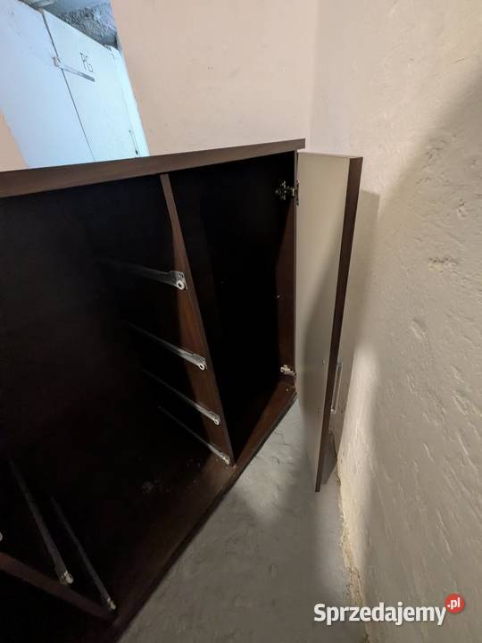 Sprzedam duża zafę z półkami Wrocław