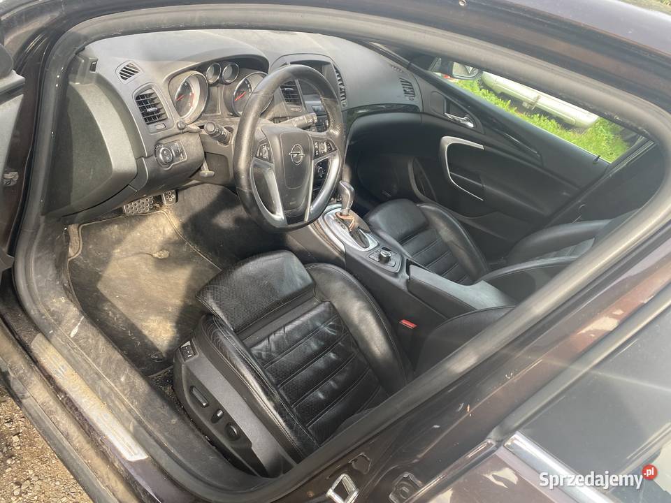 Insignia 4x4 infiniti salon polska Częstochowa