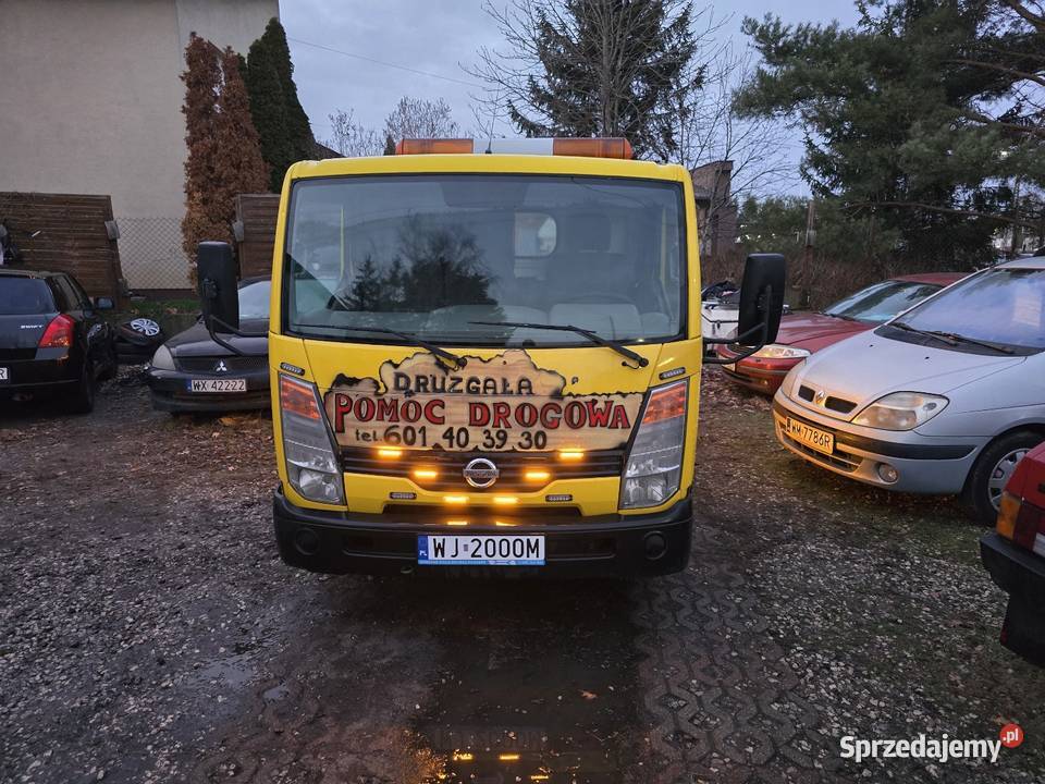 Holownik Miejski Laweta Pomoc Drogowa Rok produkcji 2010