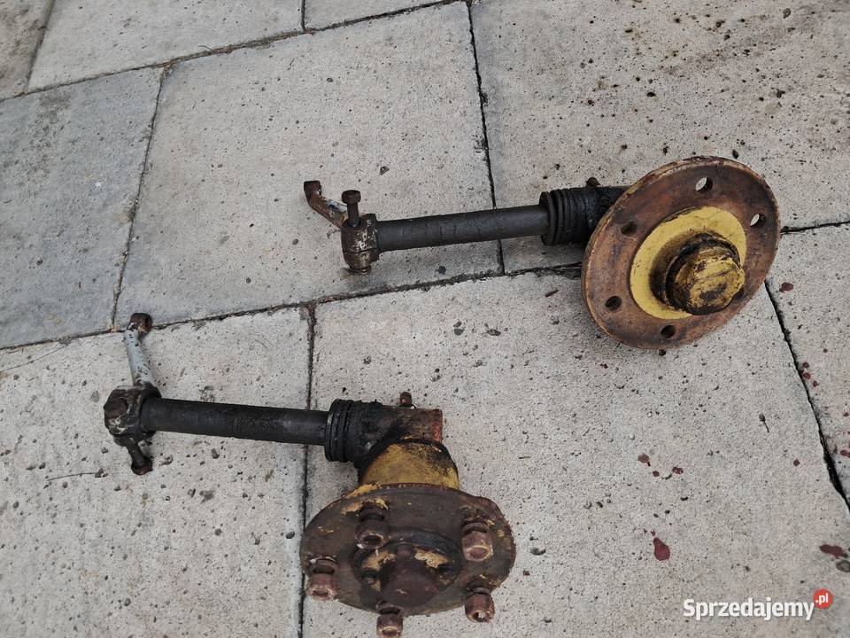 Zwrotnica osi przedniej Ursus c328