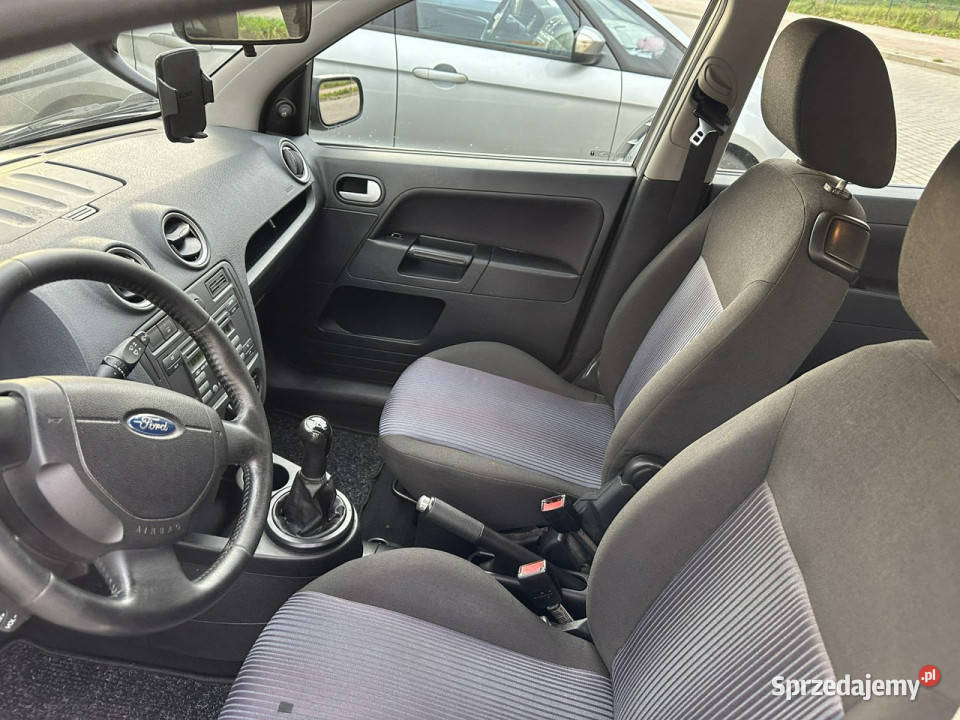 Ford Fusion Wymieniony rozrząd klimatyzacja serwisowany w ASO sprzedam