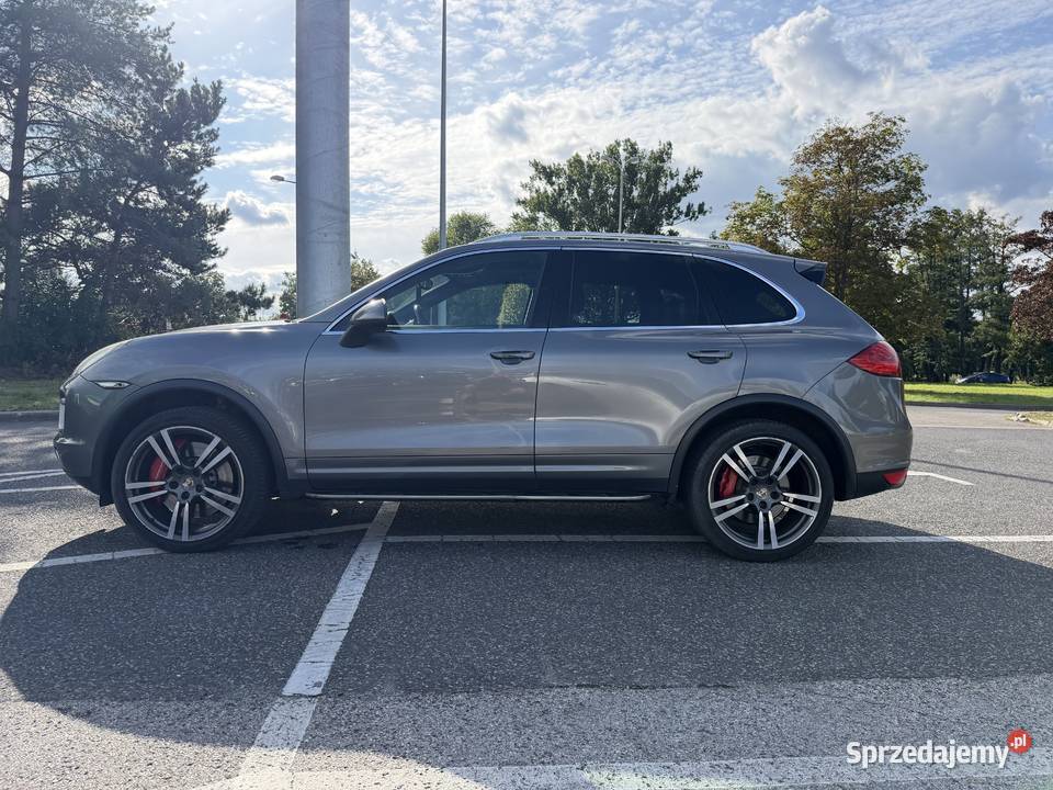 Porsche cayenne turbo s 48 v8 łódzkie