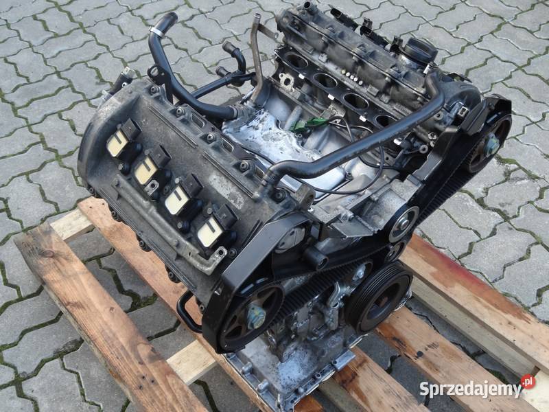 AUDI A8 D2 9902 SILNIK BLOK GLOWICE AKC 37 Przemęt sprzedam