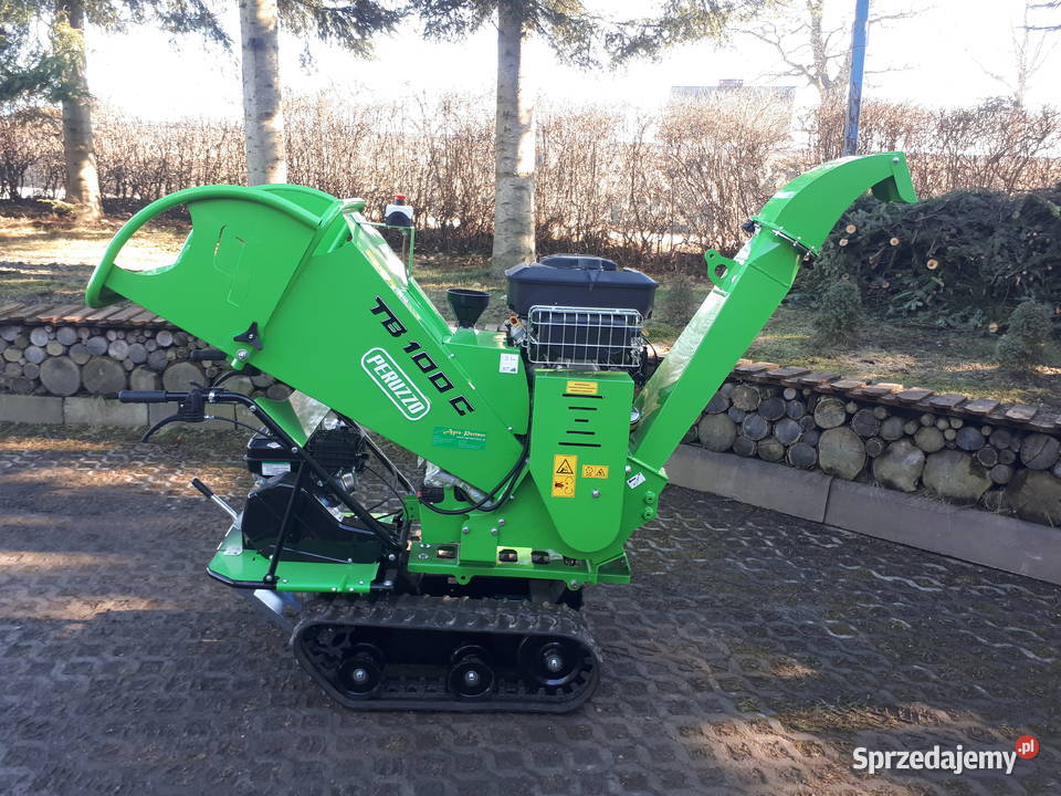 Rębak do gałęzi 10 z silnikiem 18 na gąsienicach Głogoczów sprzedam