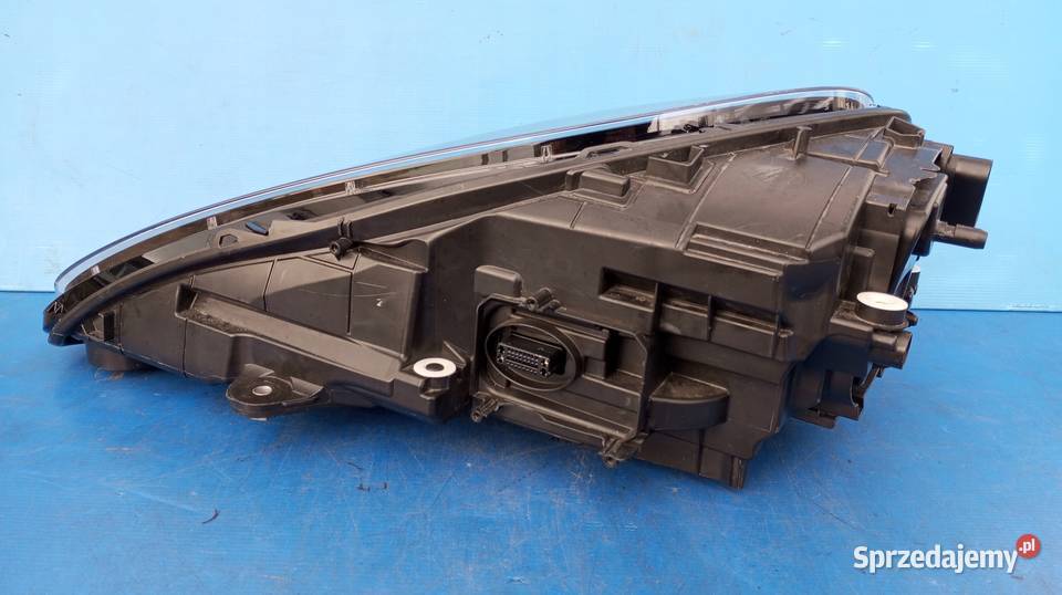 95B941010AP LAMPA PRAWY PRZÓD EU PORSCHE MACAN Nowy Tomyśl