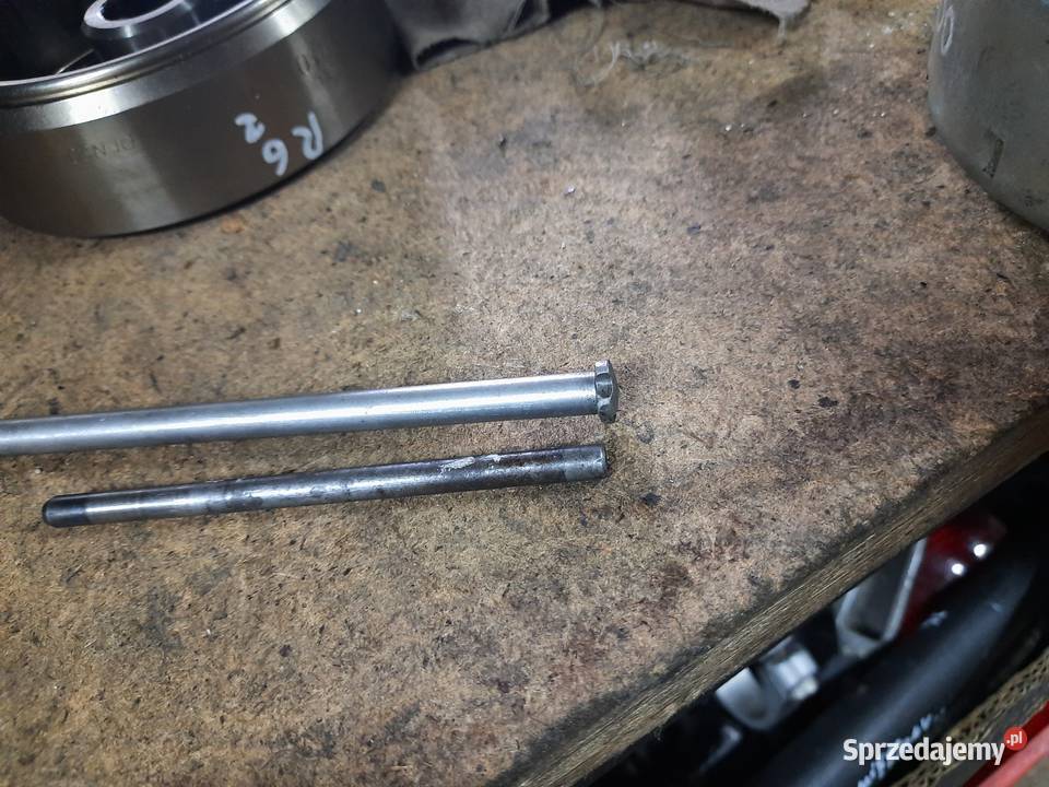 Suzuki RF 900 popychacz sprzęgła Bolec RF900 Jelenia Góra