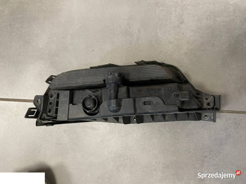 Honda CrV V halogen Led prawa strona Kozubszczyzna