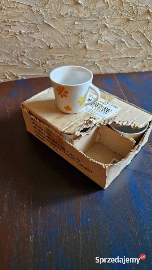 Zestaw 6 FILIŻANEK porcelana sygnatura Filiżanki i spodki Lublin