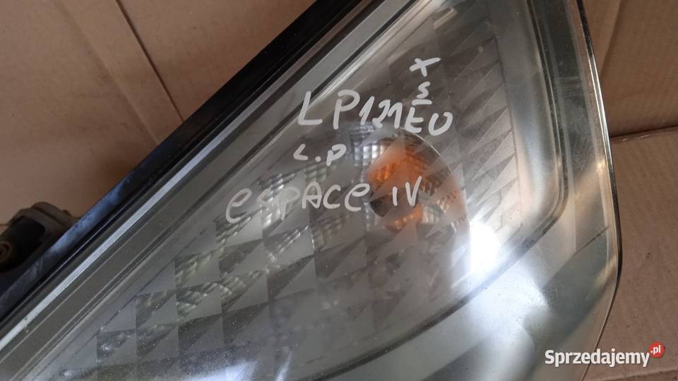 ESCAPE IV LAMPA PRZÓD LEWA XENON SOCZEWKA EU Zbierkowo