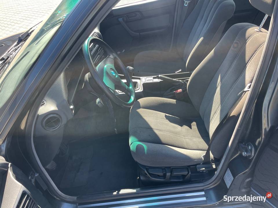 BMW 520i E34 150 szyberdach 1991cm3 Szczecin