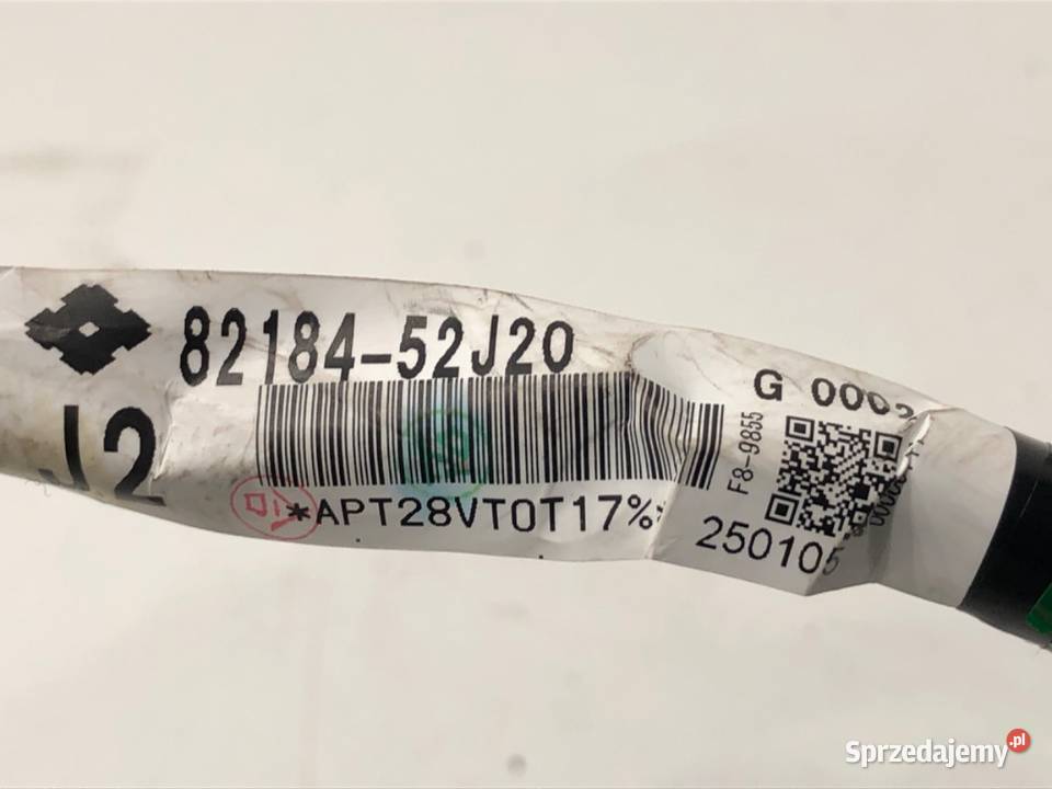 WIĄZKA KLAPY BAGAŻNIKA TYŁ LEXUS LBX 15 136