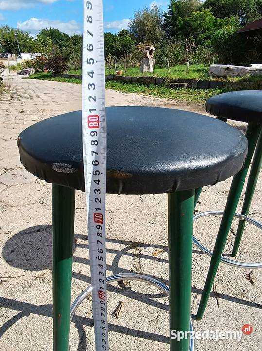 Zestaw trzech stołkówhokerów vintage