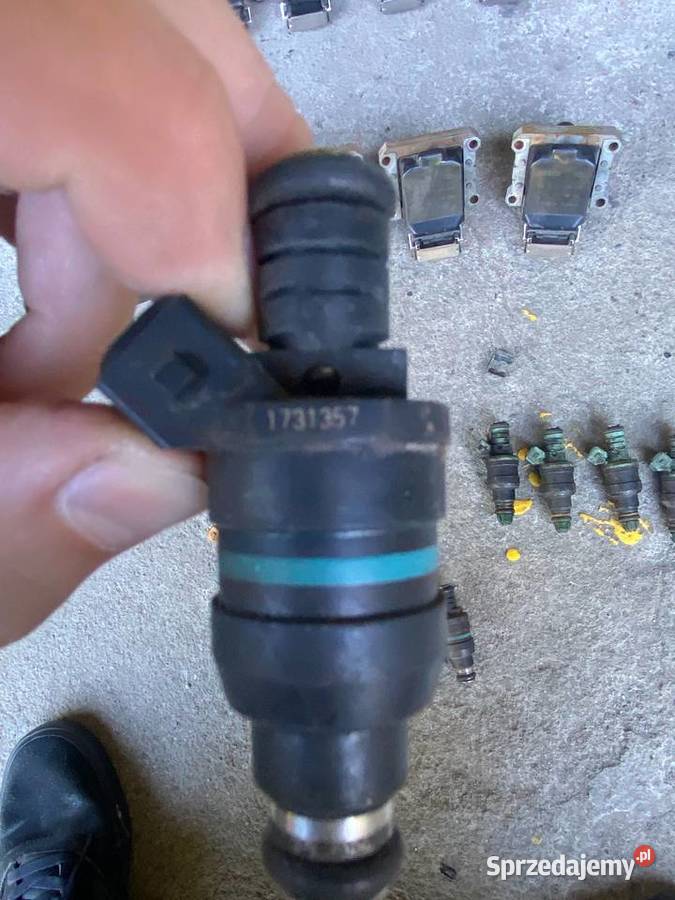 Wtryskiwacze Cewki zapłonowe BMW e36 18is20 osobowe Jasienica