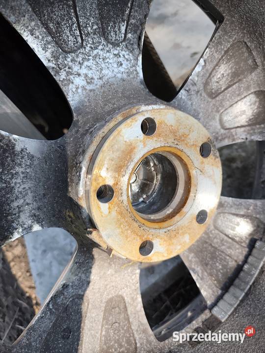 Sprzedam komplet kół 18 5x1143 Majdan Górny sprzedam