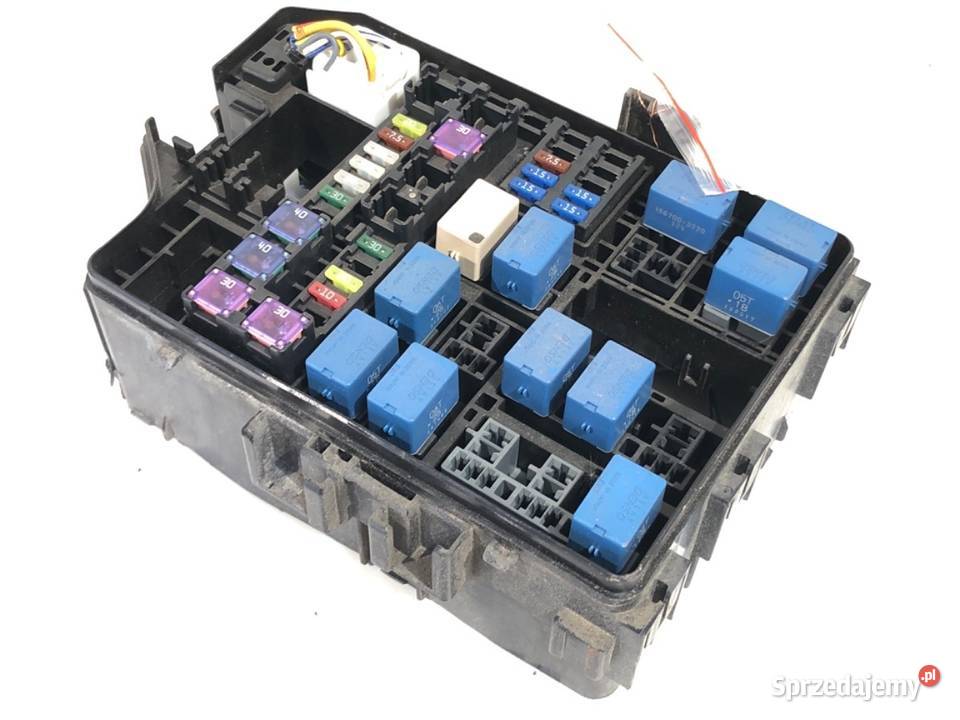 SKRZYNKA BEZPIECZNIKÓW SUZUKI VITARA Crossover