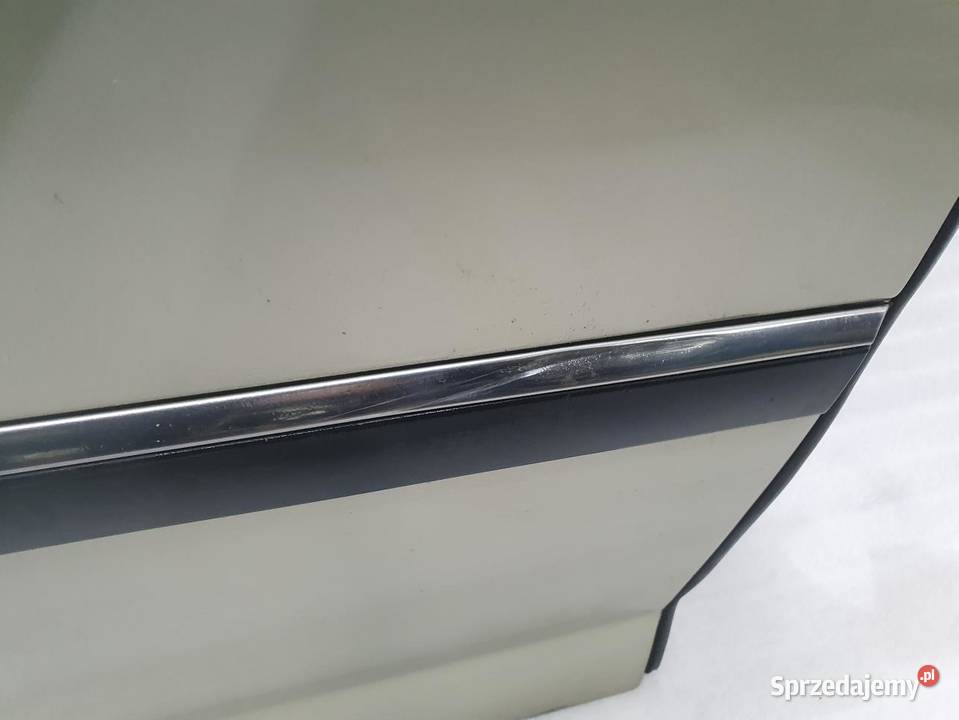 DRZWI PRAWY TYŁ KOMBI KOMPLETNE PEUGEOT 407 Drzwi