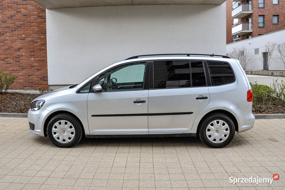 Volkswagen Touran 2010 r nieuszkodzony Wrocław