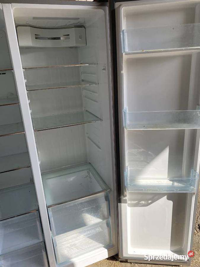 Lodówka lodówko zamrażarka uszkodzona w całości Terebiń