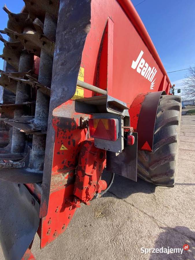 Rorzurnik obornika Jeantil 1814 nieuszkodzony sprzedam