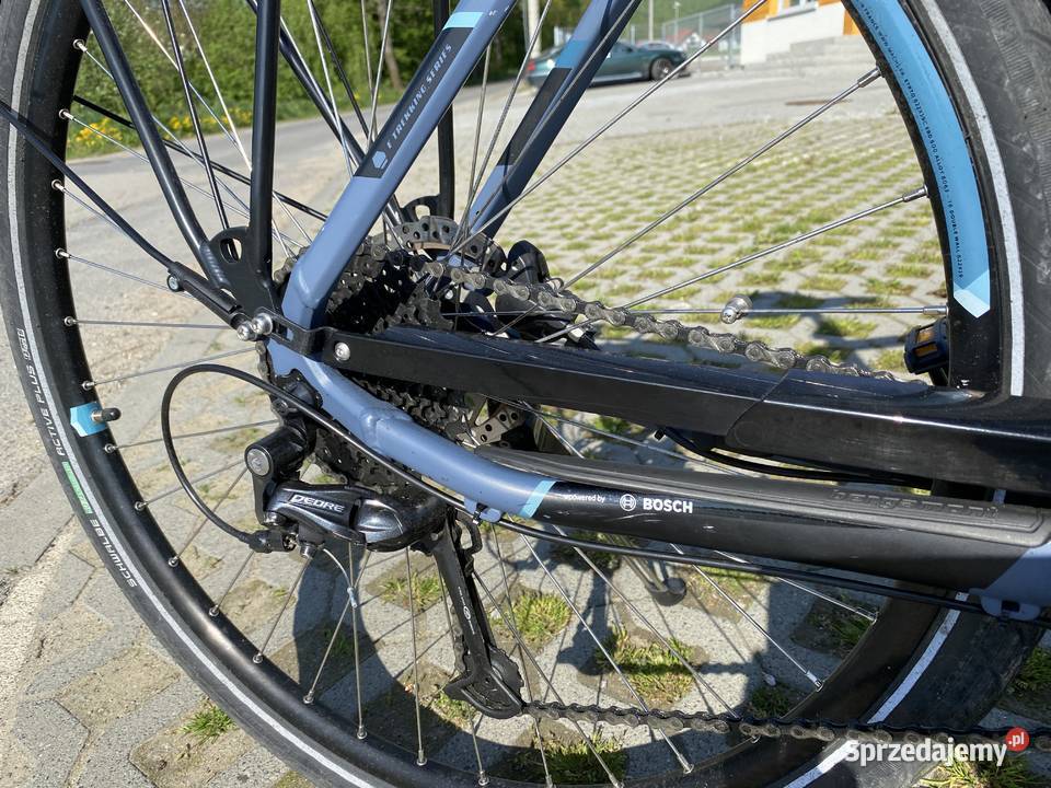 Elektryczny Rower Bergamont Trekking stan Pojazdy elektryczne sprzedam