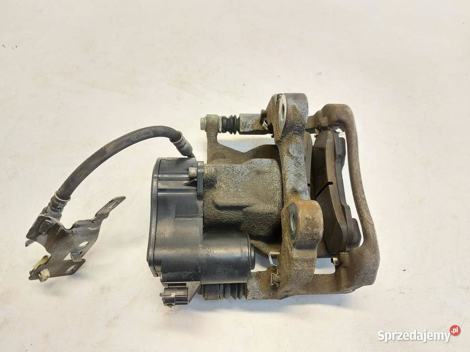 Ford Ranger VI 6 2024r ZACISK HAMULCOWY PRAWY