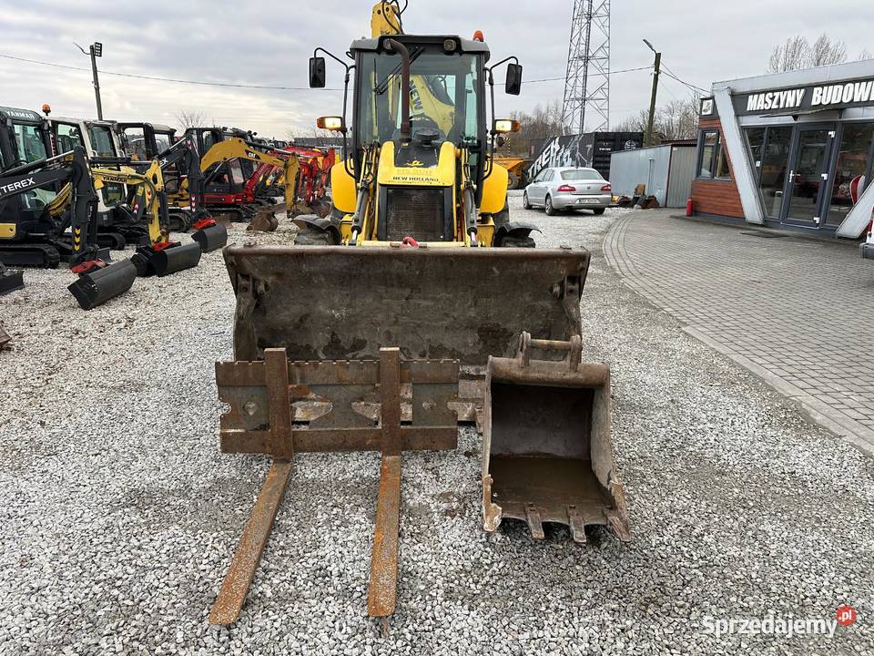 KoparkoŁadowarka Holland B90B z 2011 roku Złoczew