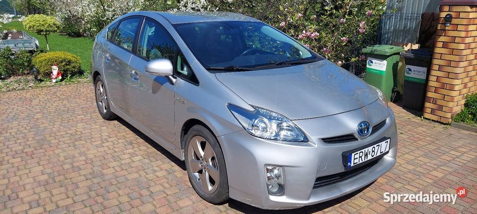 Toyota prius III krajowy Rawa Mazowiecka