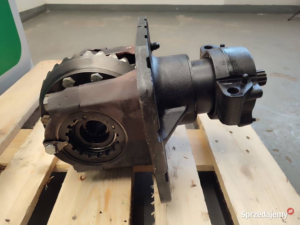 Mechanizm różnicowy 5153804 Holland M135 34X10 Wilkowo sprzedam