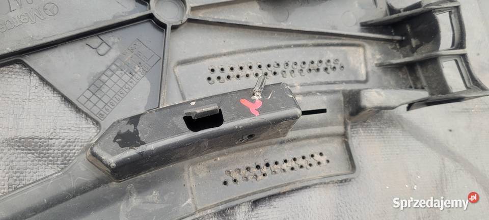 ŚLIZG ZDERZAKA PRAWY PRZÓD MERCEDES W247 AMG Ruda Śląska sprzedam