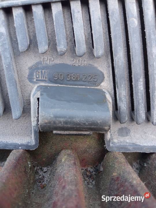 Zaślepki tylnych lamp wewnątrz opel astra f kujawsko-pomorskie