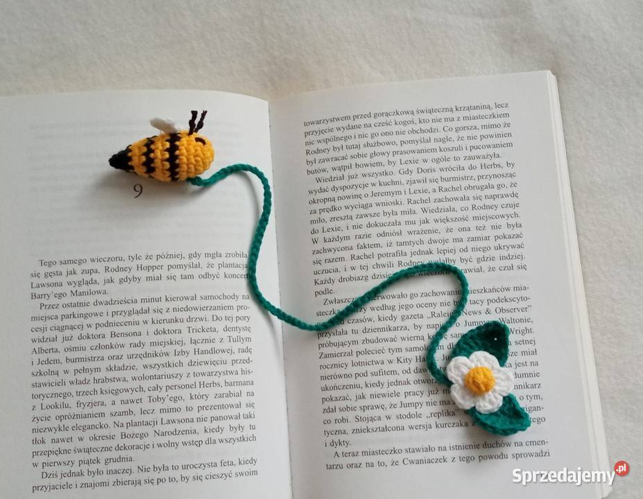 Pszczółka wykonana na szydełku zakładka do Łask