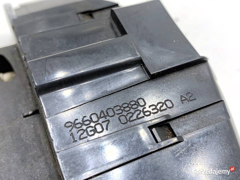 ZAMEK KLAPY TYŁ PEUGEOT 308 I Hatchback sprzedam