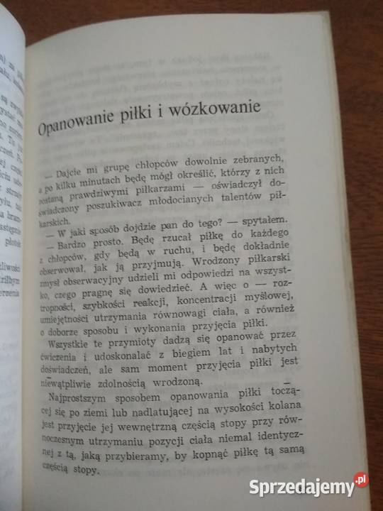 Booby Moore Nowoczesna Piłka Nożna książka Kwidzyn