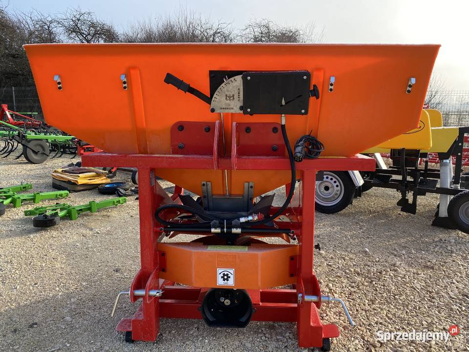 Piaskarka Komunalno Drogowa Zawieszana 850 L1200 świętokrzyskie