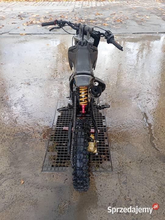 Sprzedam kxd 125 na kołach 1714loncina czarny Klecie
